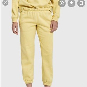 Entireworld Matching Mustard Sweatshirt & Pants